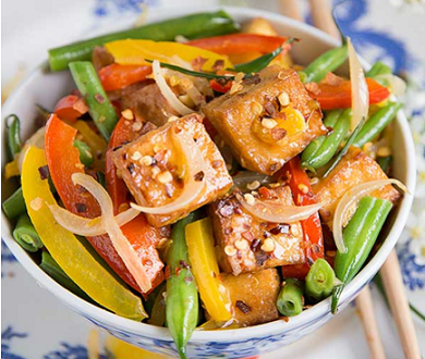 Saut&#233; rapide tofu et l&#233;gumes 